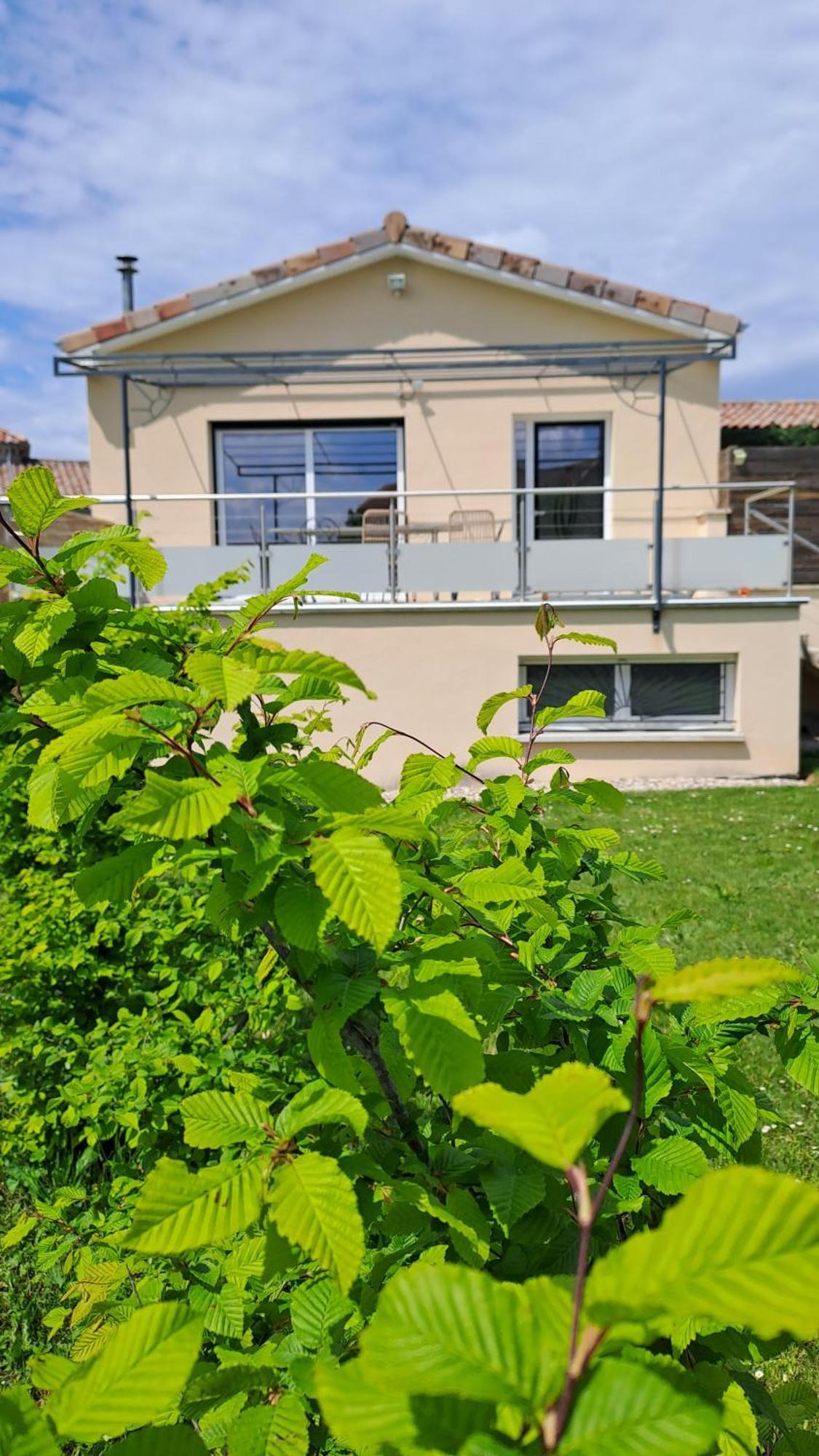 Gite Du Soleil Levant - Drome Des Collines Bren Exterior photo